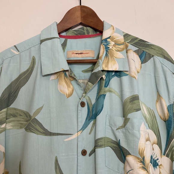 Tommy Bahama Shirt Men XL Blue Green Floral Silk Hawaiian Tropical Short Sleeve - Picture 3 of 14